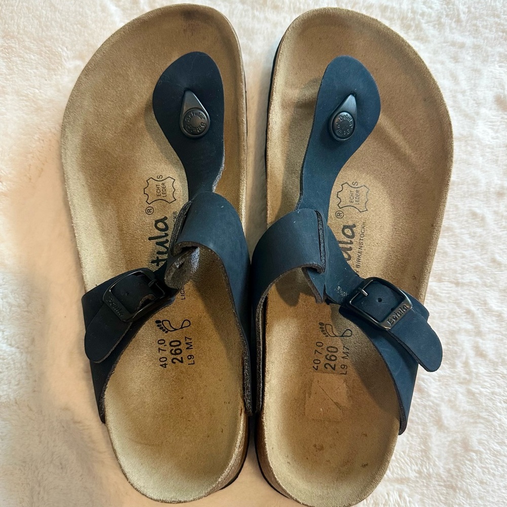 Betula by Birkenstock Stylish Black Thong Sandals - Size: 9 - Picture 6 of 6